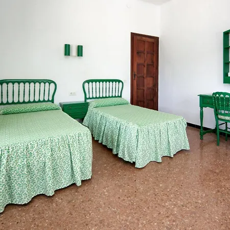 Holiday La Moreneta-1 By Interhome Nyaraló
